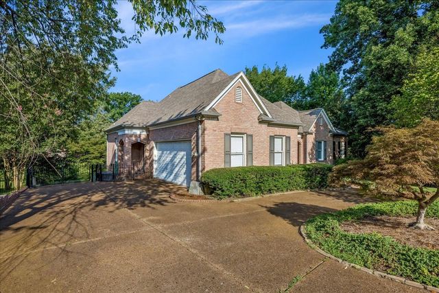 7661 SPIRIT LAKE CV, Memphis, TN 38016