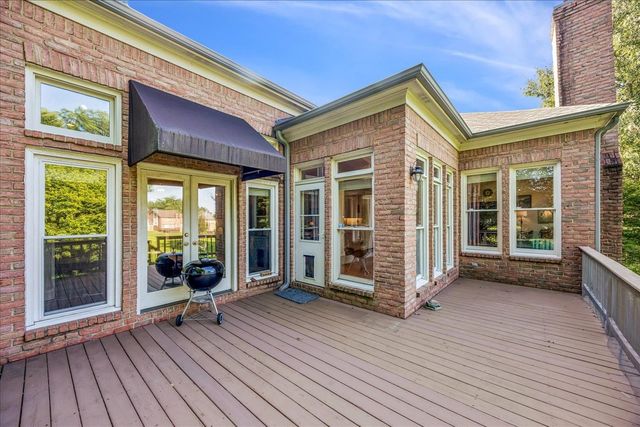 7661 SPIRIT LAKE CV, Memphis, TN 38016