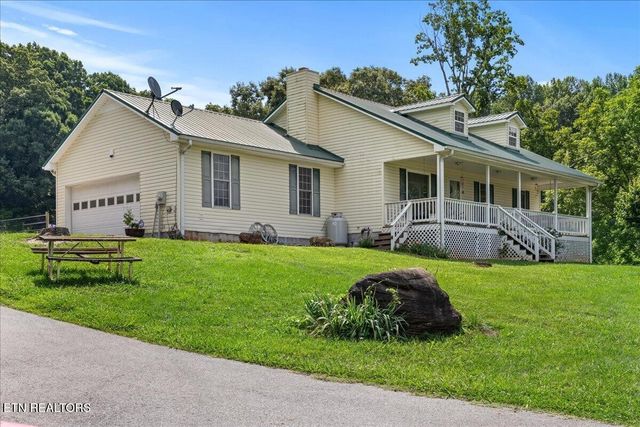 982 Wilson Station Road, Englewood, TN 37329