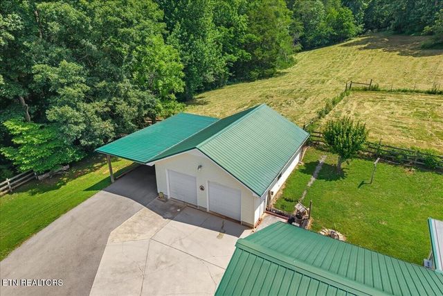 982 Wilson Station Road, Englewood, TN 37329
