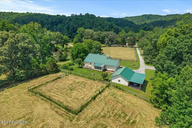 982 Wilson Station Road, Englewood, TN 37329