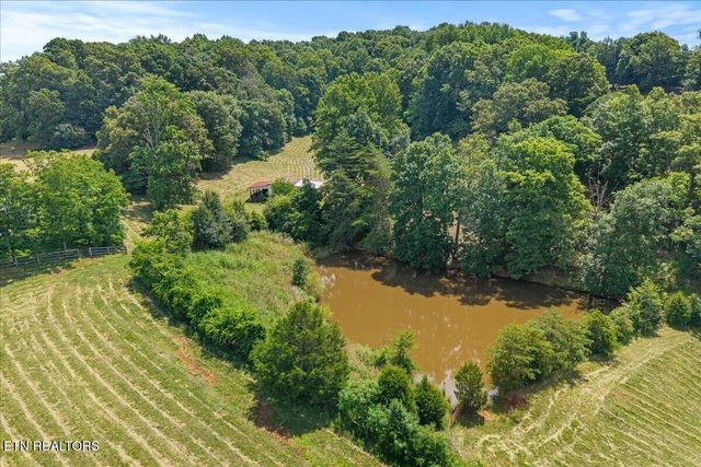 982 Wilson Station Road, Englewood, TN 37329