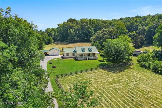 982 Wilson Station Road, Englewood, TN 37329