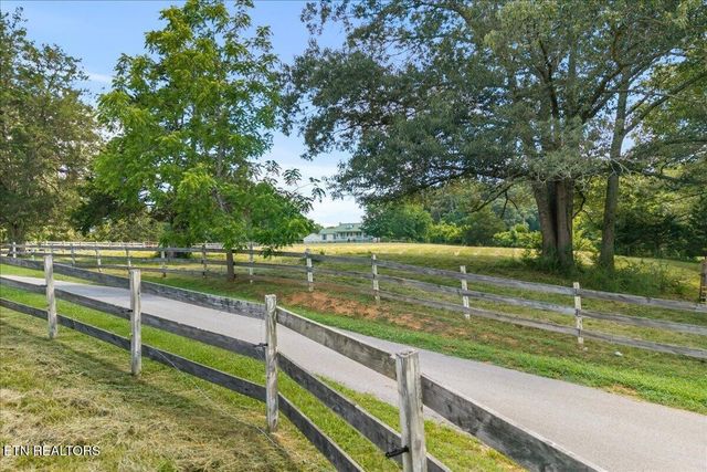 982 Wilson Station Road, Englewood, TN 37329