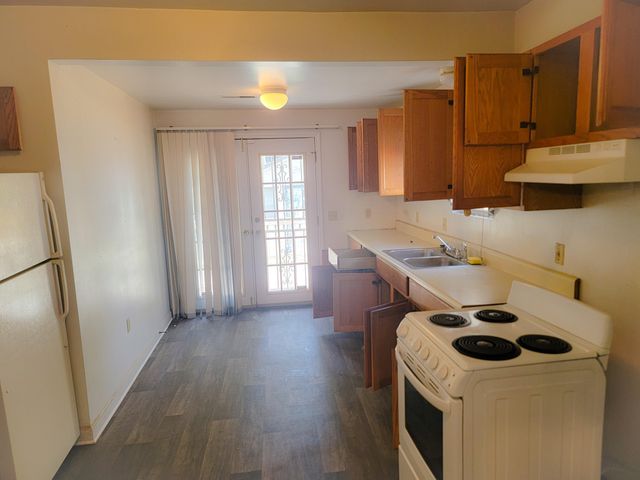 2213 Suffolk Street, North Charleston, SC 29405