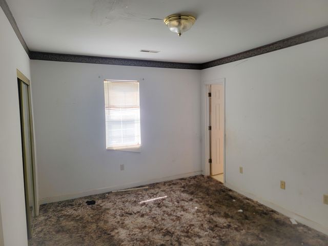 2213 Suffolk Street, North Charleston, SC 29405