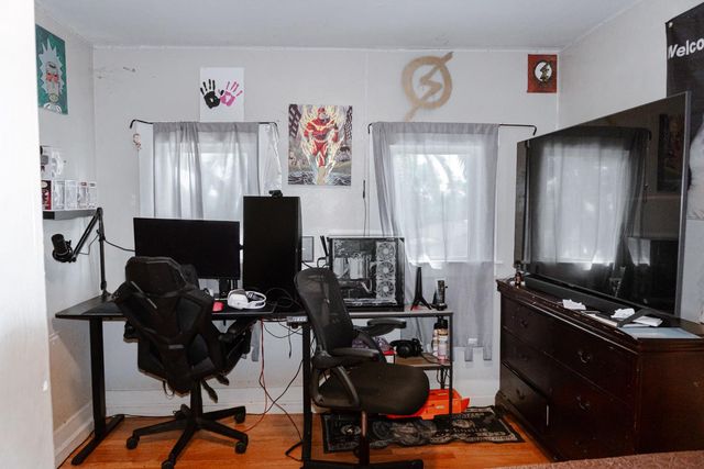 4585 E Balch Avenue, Fresno, CA 93702