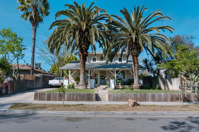 4585 E Balch Avenue, Fresno, CA 93702