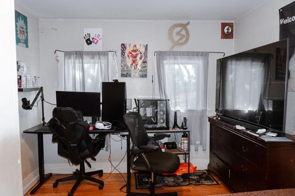 Image 24 of property listing at 4585 E Balch Avenue, Fresno, CA 93702