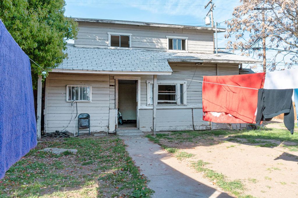 Image 36 of property listing at 4585 E Balch Avenue, Fresno, CA 93702