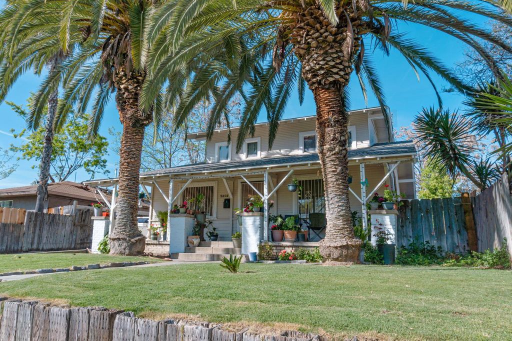 Image 5 of property listing at 4585 E Balch Avenue, Fresno, CA 93702