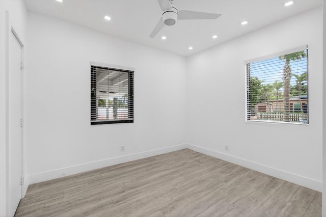 517 NW 1st Street, Delray Beach, FL 33444