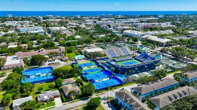 517 NW 1st Street, Delray Beach, FL 33444