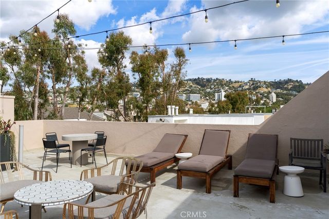 740 N Kings Road 208, Los Angeles, CA 90069