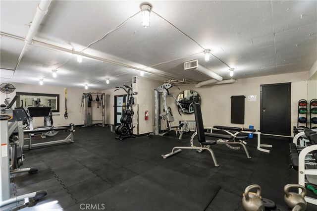740 N Kings Road 208, Los Angeles, CA 90069