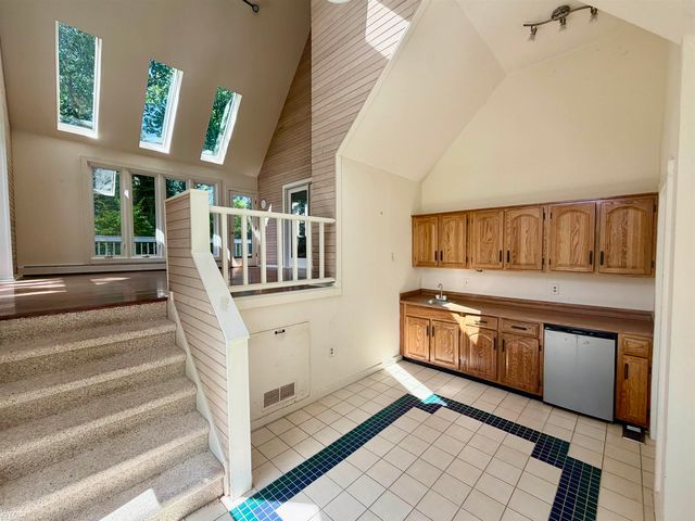 11820 Big Lake Road, Springfield Twp, MI 48350