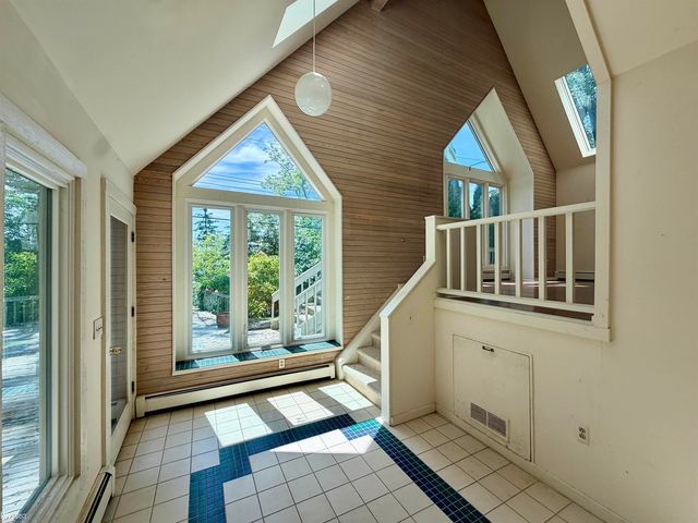 11820 Big Lake Road, Springfield Twp, MI 48350