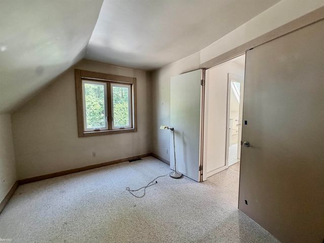 11820 Big Lake Road, Springfield Twp, MI 48350