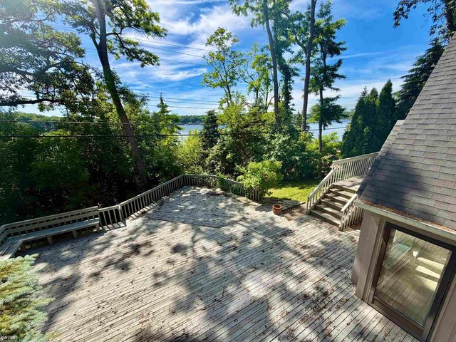 11820 Big Lake Road, Springfield Twp, MI 48350