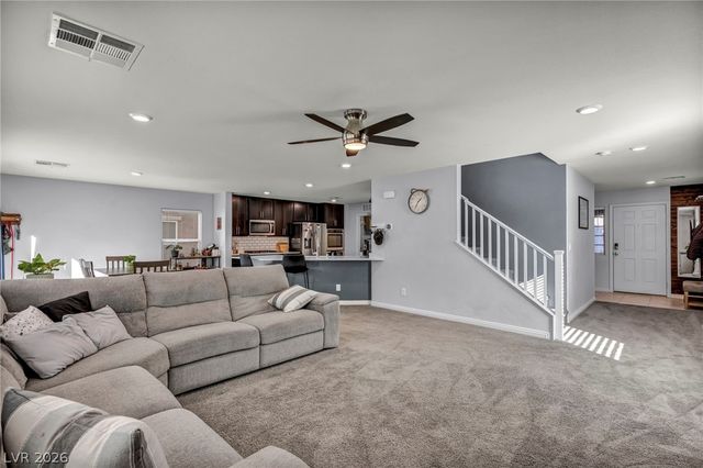 10283 Massachusetts, Las Vegas, NV 89141