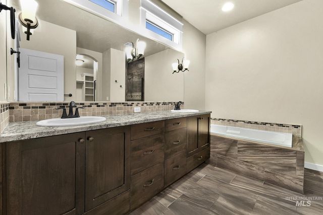 5971 E Black Gold St, Boise, ID 83716