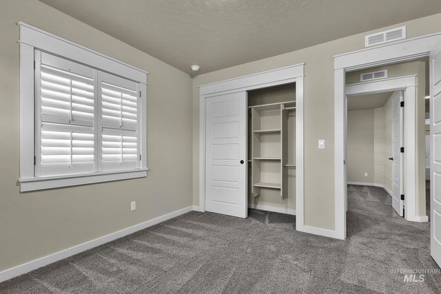 5971 E Black Gold St, Boise, ID 83716