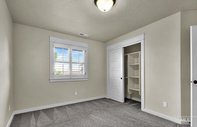 5971 E Black Gold St, Boise, ID 83716