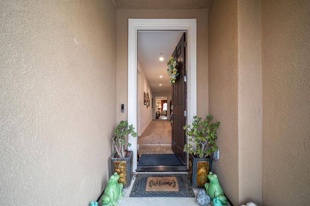 8801 Prelude Way, Elk Grove, CA 95757