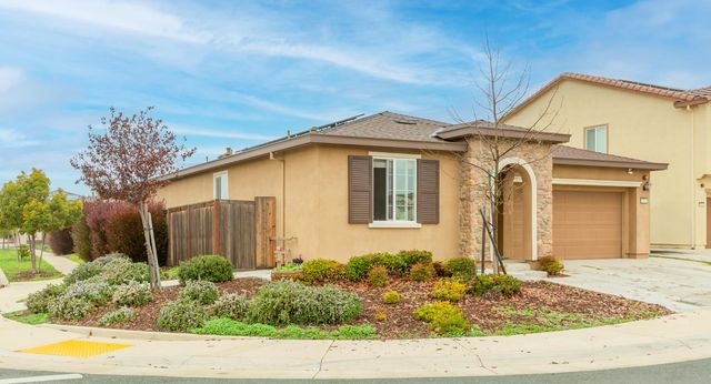8801 Prelude Way, Elk Grove, CA 95757