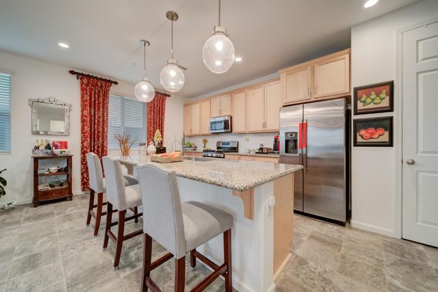 8801 Prelude Way, Elk Grove, CA 95757