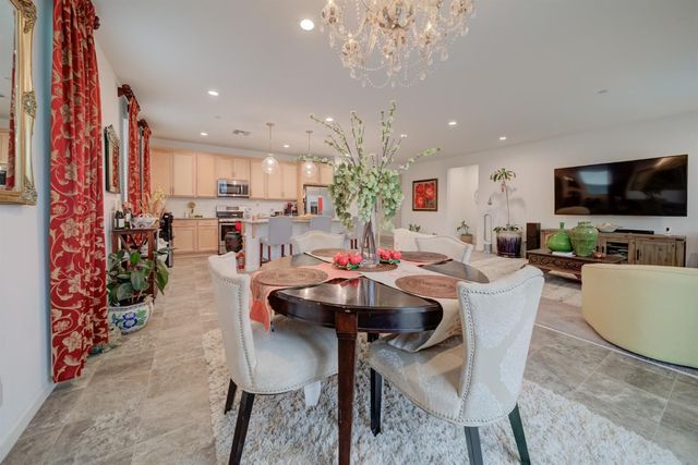 8801 Prelude Way, Elk Grove, CA 95757