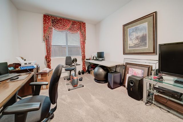 8801 Prelude Way, Elk Grove, CA 95757