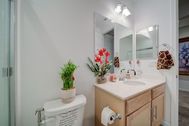 8801 Prelude Way, Elk Grove, CA 95757