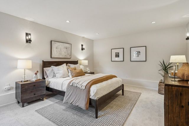 5275 Proctor Avenue, Oakland, CA 94618