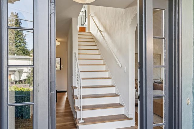 5275 Proctor Avenue, Oakland, CA 94618