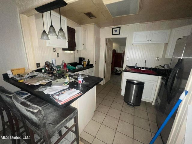 207 Vacation Lane, Waveland, MS 39576