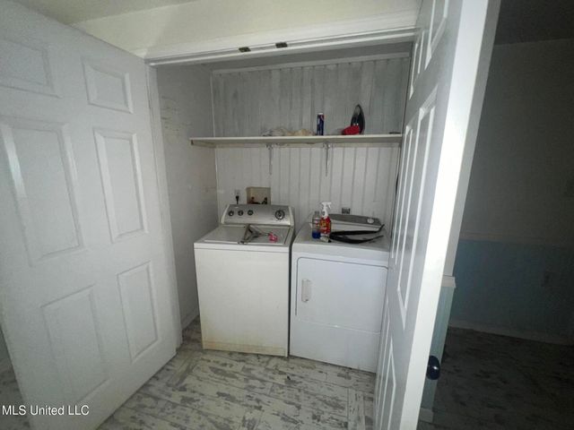 207 Vacation Lane, Waveland, MS 39576