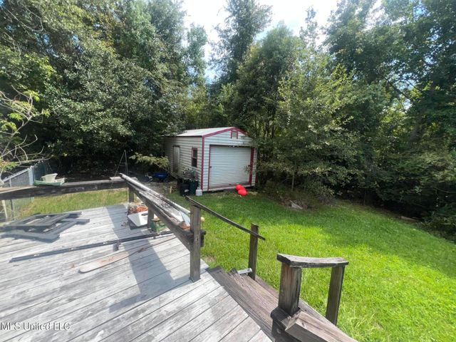 207 Vacation Lane, Waveland, MS 39576