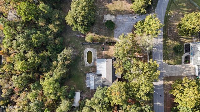 207 Vacation Lane, Waveland, MS 39576