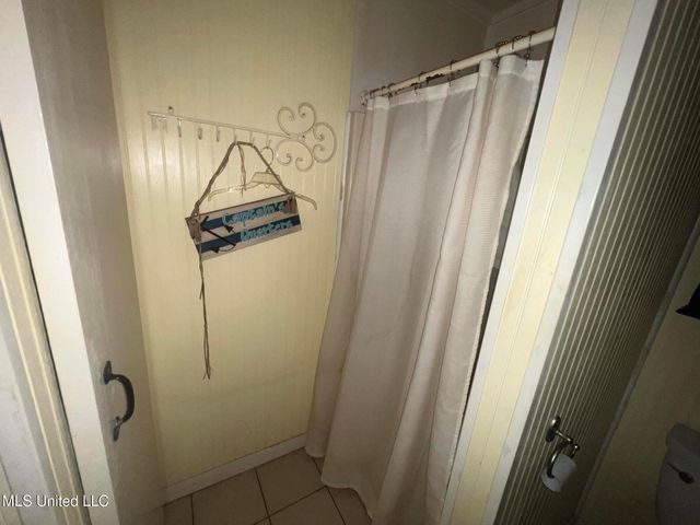 207 Vacation Lane, Waveland, MS 39576