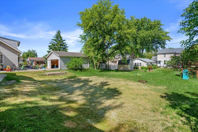 250 N Henninger STREET, Mayville, WI 53050