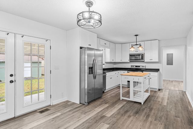 1544 Midway Rd, Sewanee, TN 37375