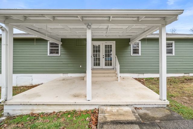 1544 Midway Rd, Sewanee, TN 37375