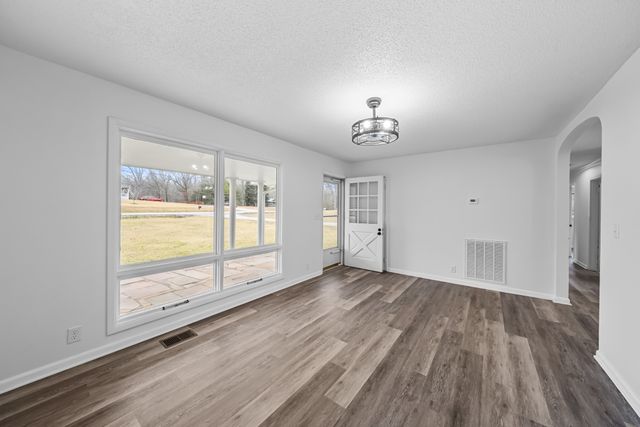 1544 Midway Rd, Sewanee, TN 37375