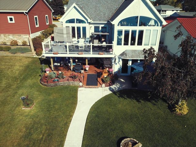 610 N Albert Eckert Drive, North Webster, IN 46555