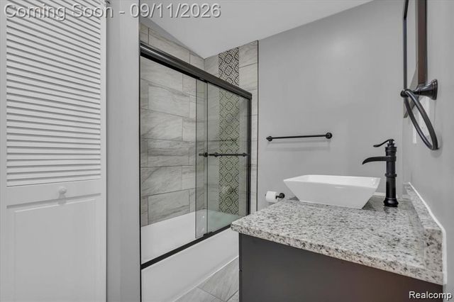 2997 Hanley Street, Hamtramck, MI 48212