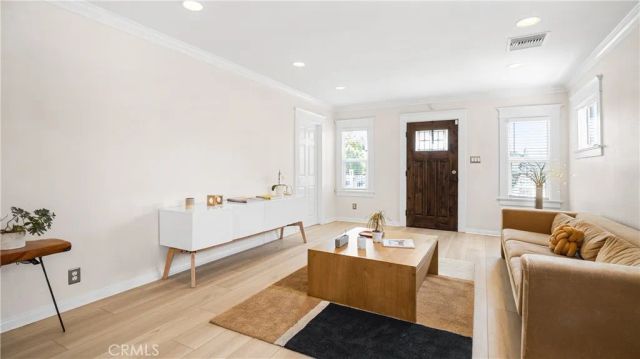 1849 W 38th Street, Los Angeles, CA 90062