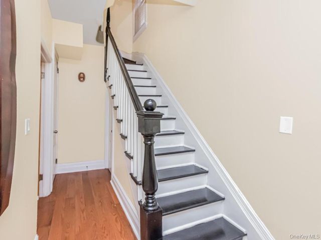 460 S 2nd Avenue, Mount Vernon, NY 10550