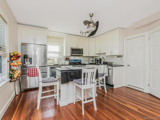 460 S 2nd Avenue, Mount Vernon, NY 10550