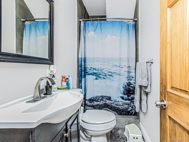 460 S 2nd Avenue, Mount Vernon, NY 10550